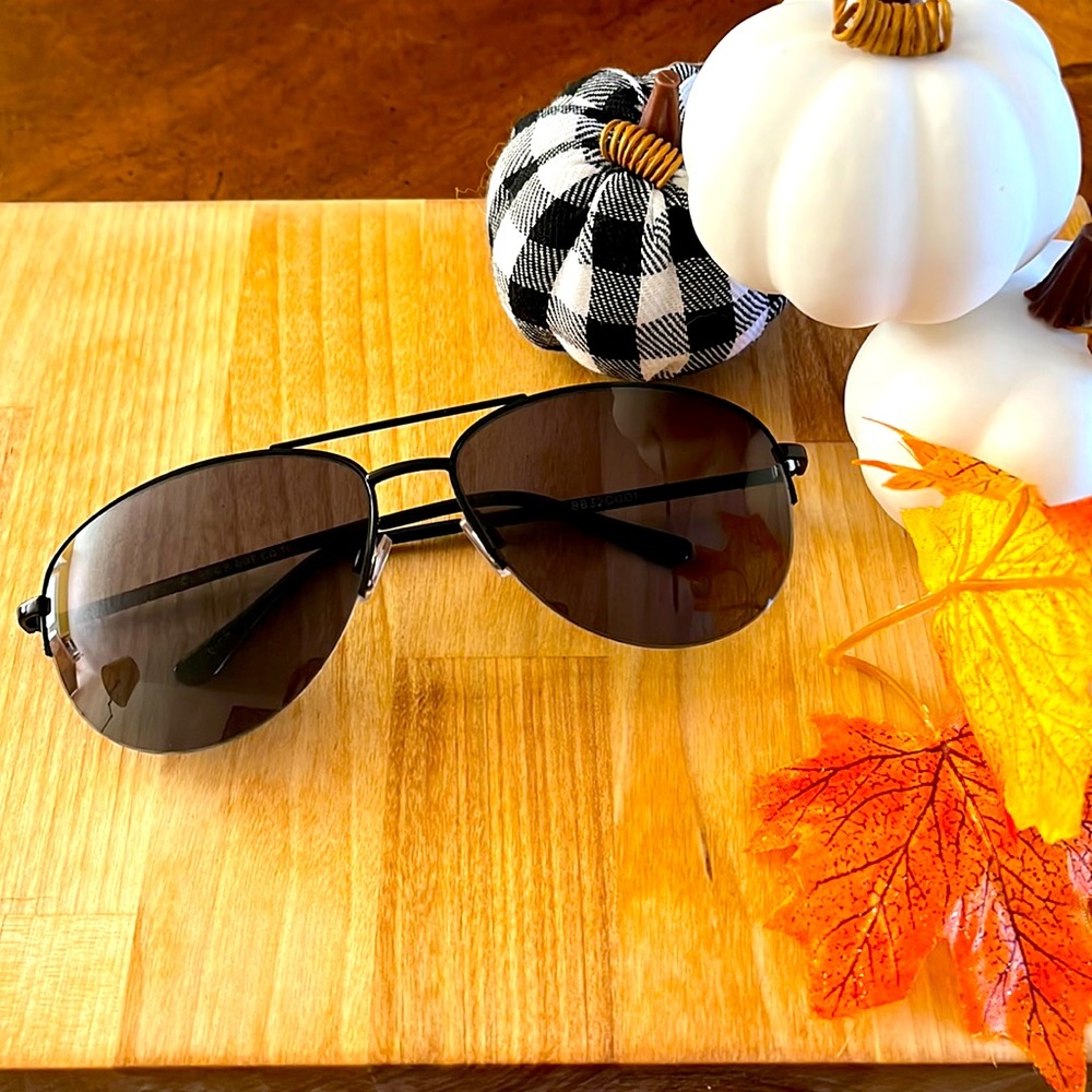 Black Aviator Sunglasses